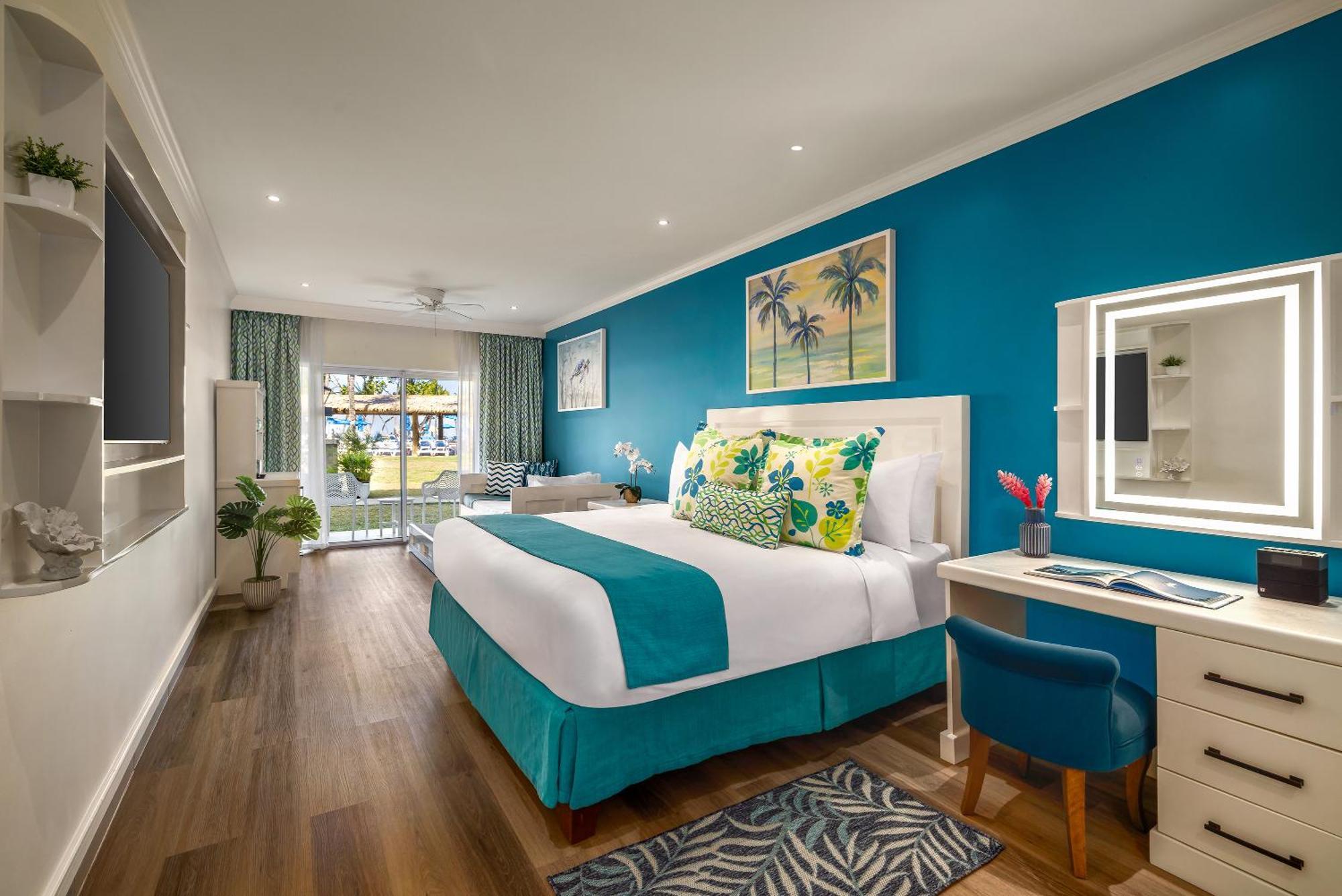 Splash Junior Suite Tropical View Family Friendly